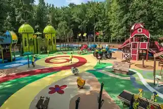 Kids’ Play Area
